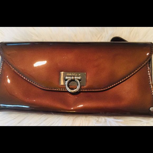 Ferragamo Brown Patent Wallet - Picture 2 of 8